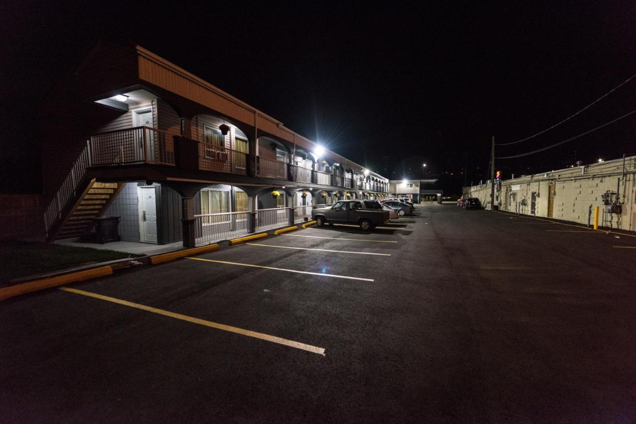 Olympia Lodge YYC Kültér fotó