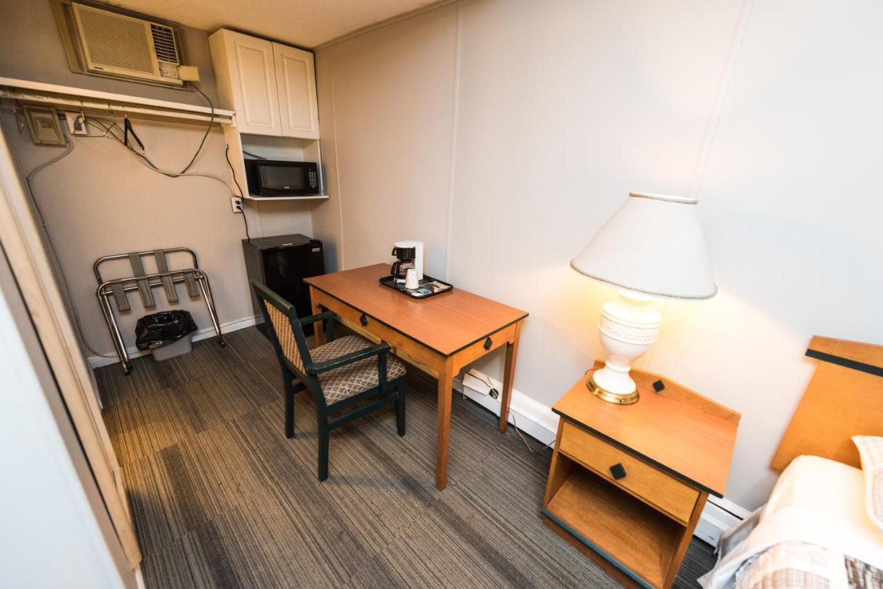 Olympia Lodge YYC Kültér fotó
