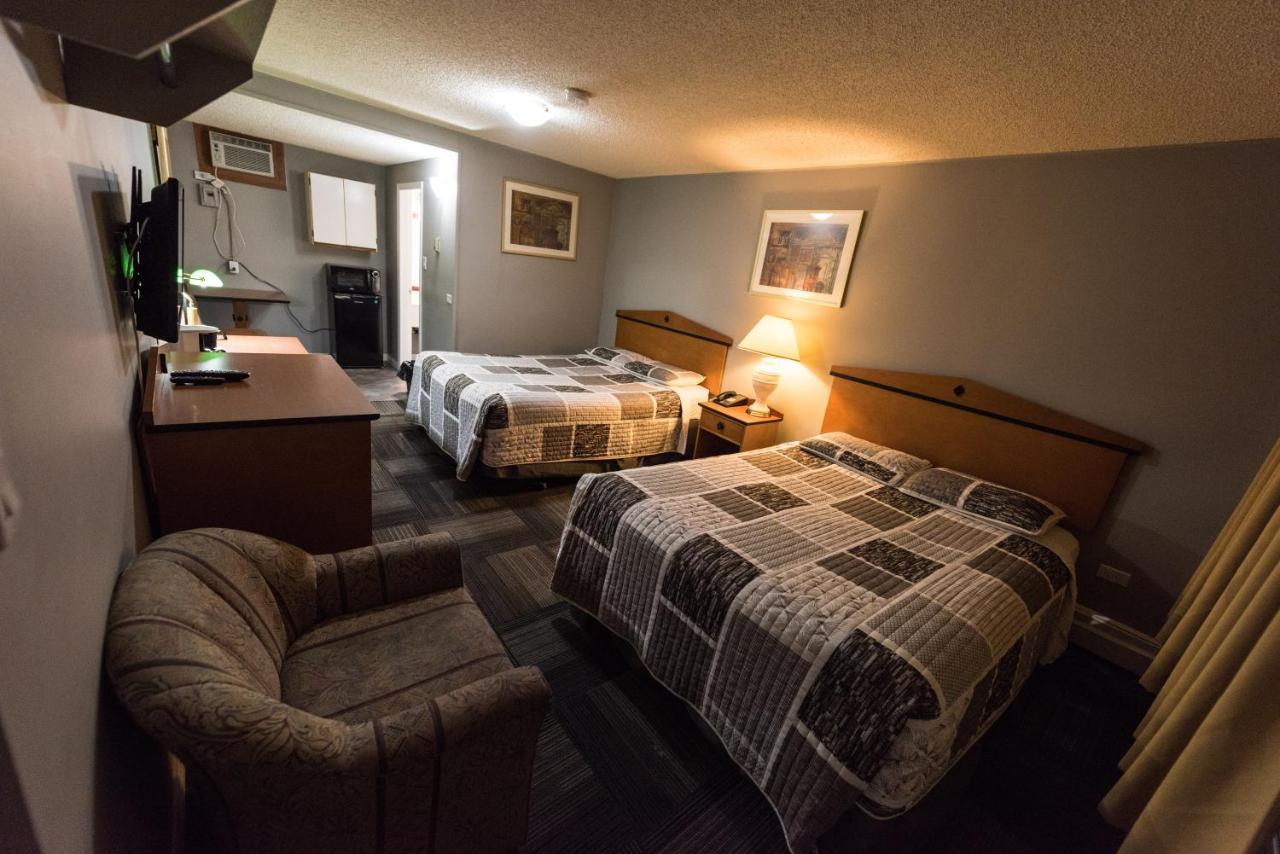 Olympia Lodge YYC Kültér fotó