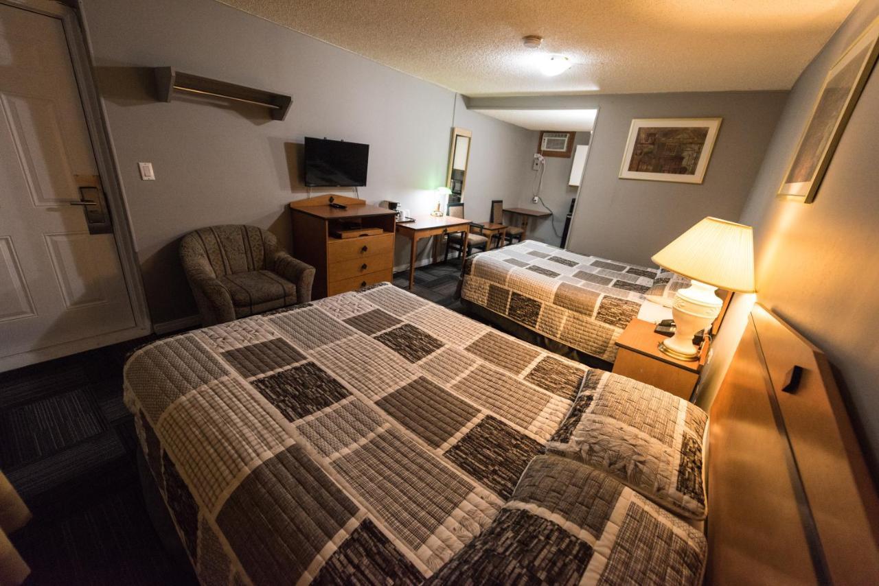 Olympia Lodge YYC Kültér fotó